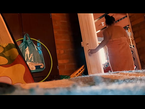 ❤️ Môj strýko za mnou ide do sprchy, šuká ma, kým sa sprchujem. ❤️ Sex video na nás sk.corona-pass.ru ☑